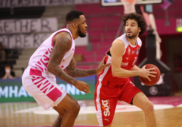 仅是两支强 仅是两支强