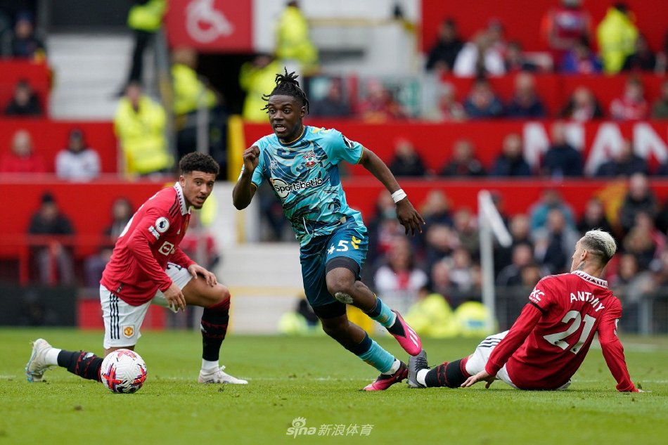 于今天上午 于今天上午