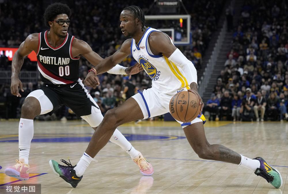 鼓励球员们 鼓励球员们