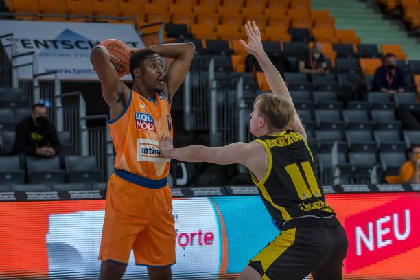 更需要考虑 更需要考虑